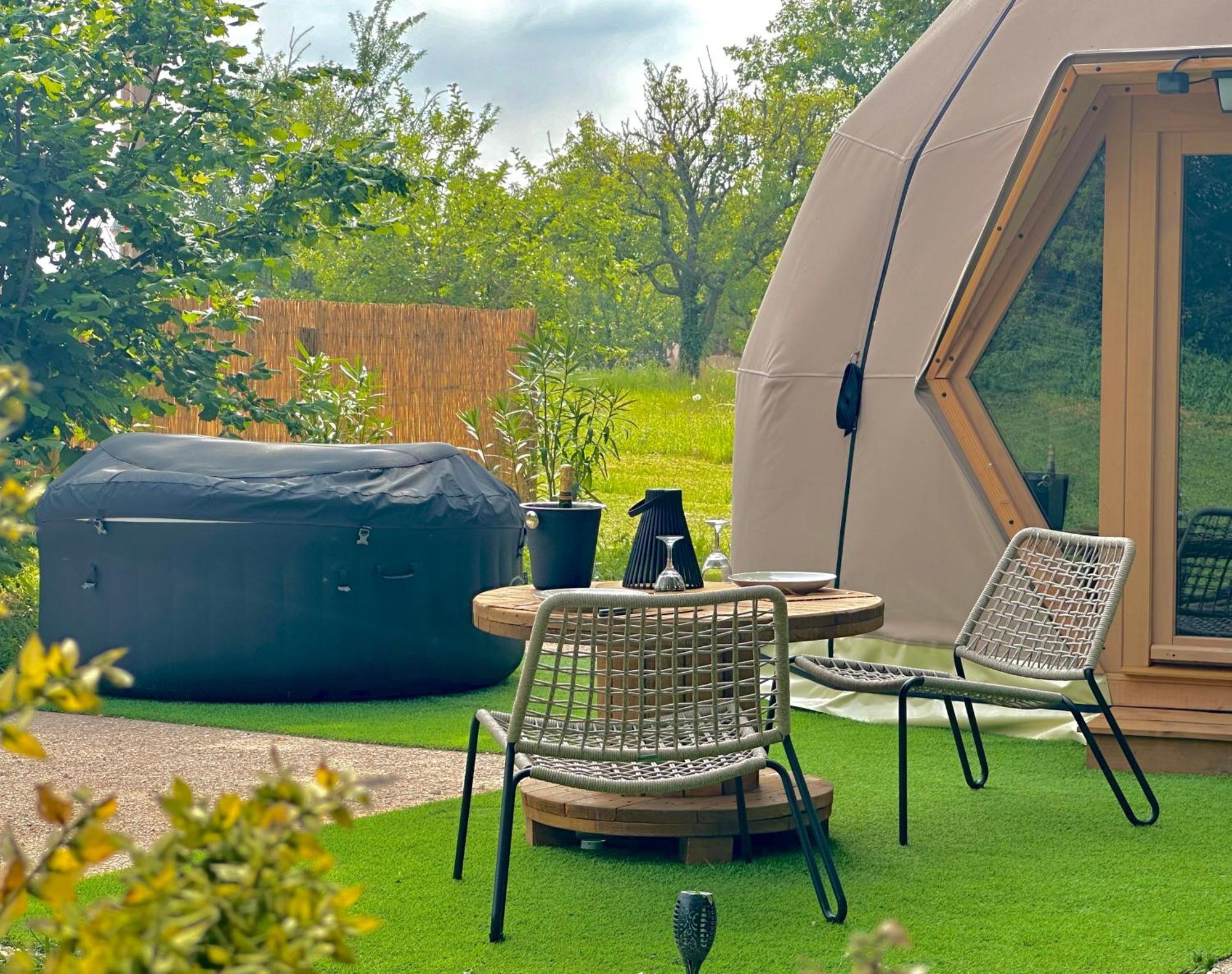 Dome Pathome Catonvielle 외부 사진